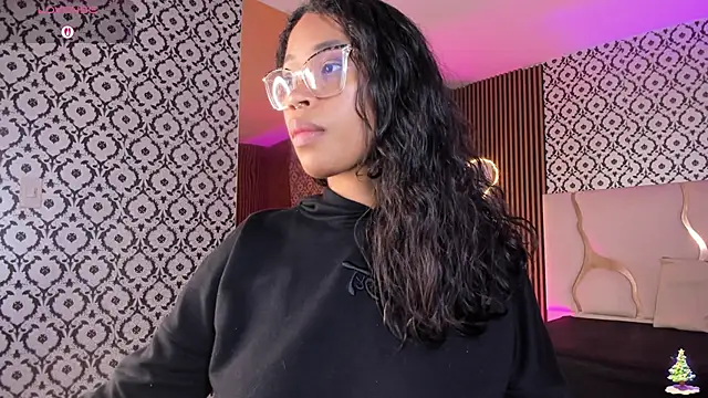 Snapshot of penelope_tay1 chatting on 12/21/25, 08:16 penelope tay1 online show from 12/21/25, 08:16