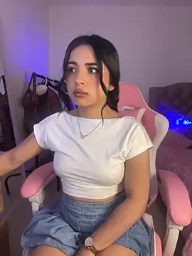 Emily-14 online show from 09/22/25, 01:11