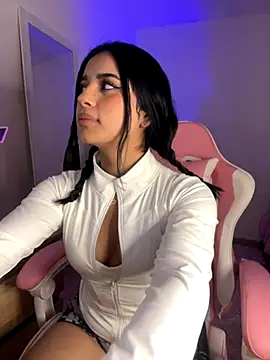 Emily-14 online show from 09/10/25, 04:22