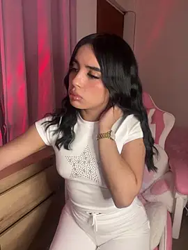 Emily-14 online show from 12/22/25, 03:28