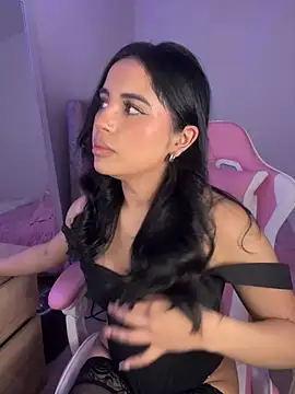 Emily-14 online show from 04/06/26, 03:46