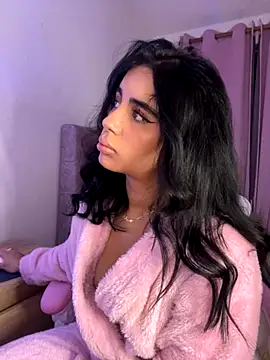 Emily-14 online show from 11/26/25, 06:35