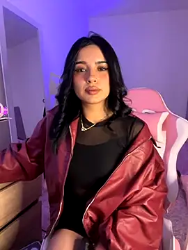 Emily-14 online show from 09/13/25, 03:50