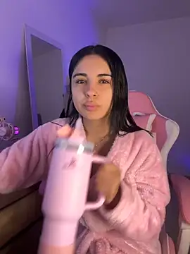 Emily-14 online show from 09/15/25, 12:44