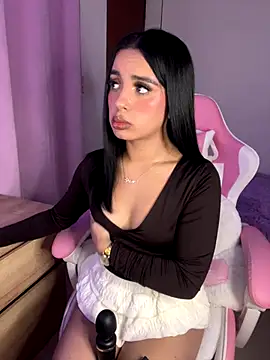 Emily-14 online show from 01/09/26, 05:14