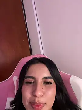 Emily-14 online show from 04/01/26, 08:37