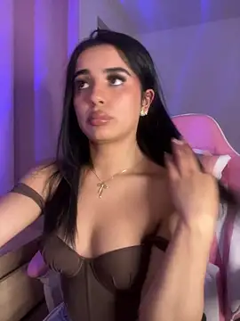 Emily-14 online show from 02/11/26, 06:24