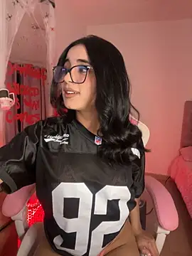 Emily-14 online show from 10/23/25, 04:00