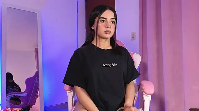 Emily-14 online show from 03/04/25, 05:11