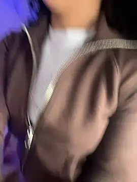 Emily-14 online show from 03/28/26, 02:12