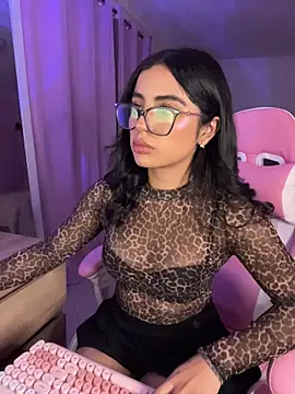 Emily-14 online show from 07/06/26, 02:29