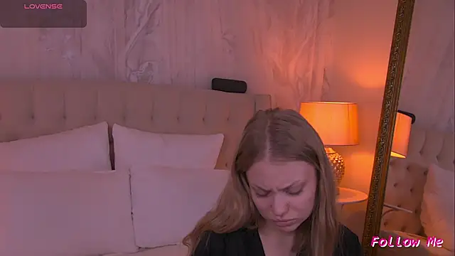 DorisHell online show from 12/20/25, 06:49