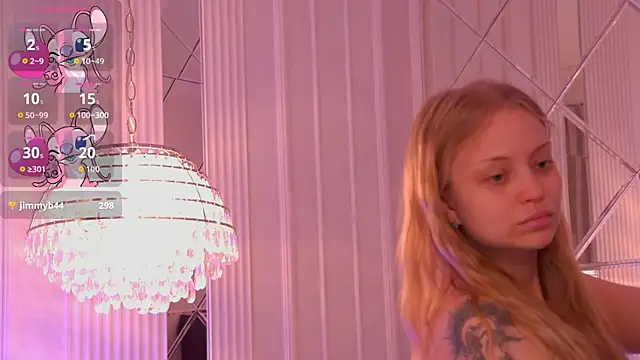 DorisHell online show from 11/16/25, 03:22