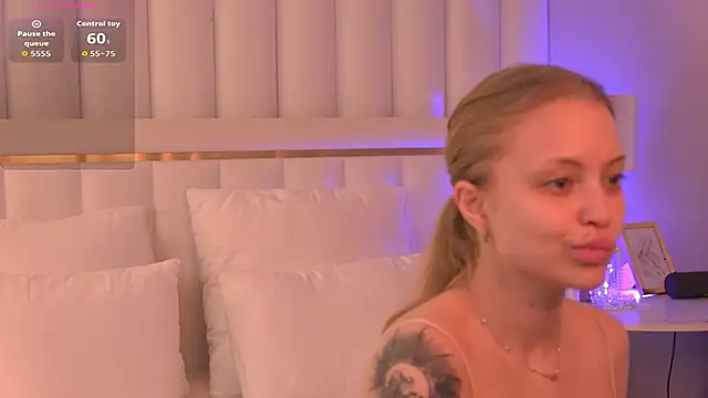 DorisHell online show from 09/26/25, 03:13