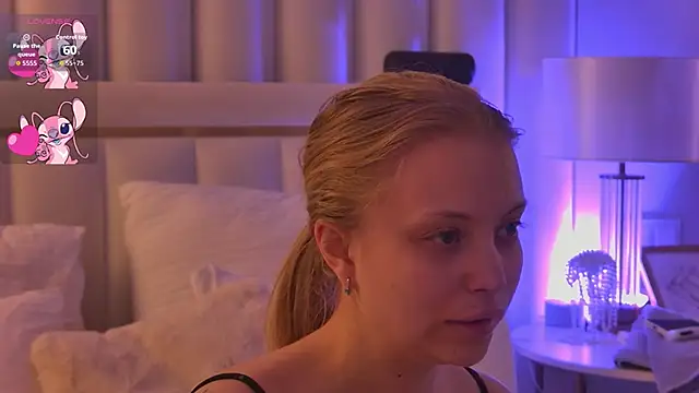 DorisHell online show from 10/28/25, 03:07