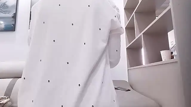 sasa-loves online show from 11/12/25, 12:48