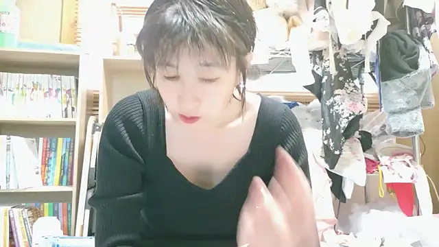 morikawa sayaka online show from 10/23/25, 11:47