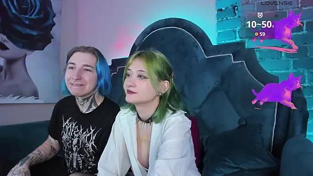 Snapshot of Milten-Trish chatting on 01/28/25, 10:12 Milten-Trish online show from 01/28/25, 10:12