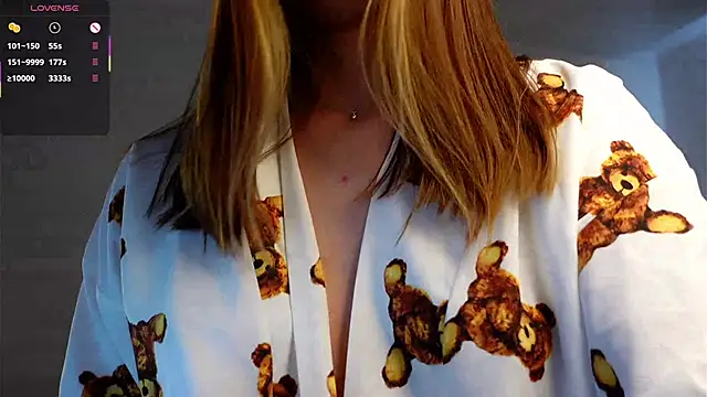 Snapshot of FalineDowlen chatting on 01/30/25, 07:39 FalineDowlen online show from 01/30/25, 07:39