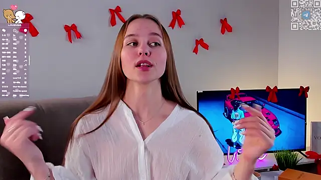 Snapshot of FalineDowlen chatting on 02/20/26, 06:37 FalineDowlen online show from 02/20/26, 06:37