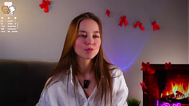 Snapshot of FalineDowlen chatting on 03/02/26, 05:08 FalineDowlen online show from 03/02/26, 05:08