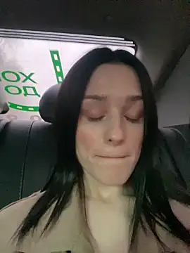 Mia Mia M online show from 04/30/26, 04:47