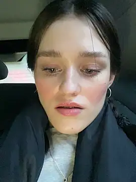 Mia Mia M online show from 02/11/26, 02:39