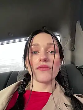 Mia Mia M online show from 05/29/26, 04:13
