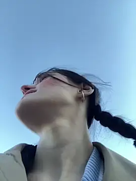 Mia Mia M online show from 04/10/26, 04:14