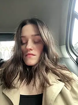 Mia Mia M online show from 03/19/26, 01:22