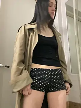 Mia Mia M online show from 05/28/26, 03:51