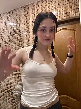 Mia Mia M online show from 03/25/26, 03:00