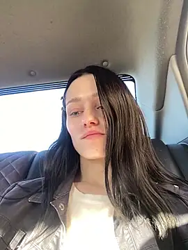 Mia Mia M online show from 05/08/26, 03:38