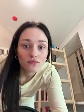 Mia Mia M online show from 06/11/26, 05:10