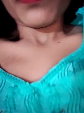 Snapshot of Babby_girl08 chatting on 11/04/25, 07:12 Babby girl08 online show from 11/04/25, 07:12