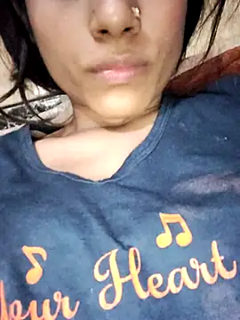 Snapshot of Babby_girl08 chatting on 11/06/25, 08:02 Babby girl08 online show from 11/06/25, 08:02