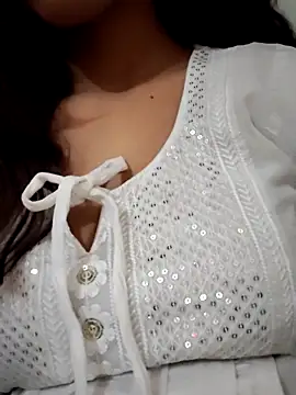 Snapshot of Babby_girl08 chatting on 10/24/25, 12:48 Babby girl08 online show from 10/24/25, 12:48