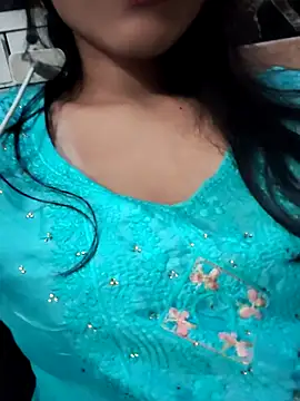 Snapshot of Babby_girl08 chatting on 11/03/25, 02:28 Babby girl08 online show from 11/03/25, 02:28