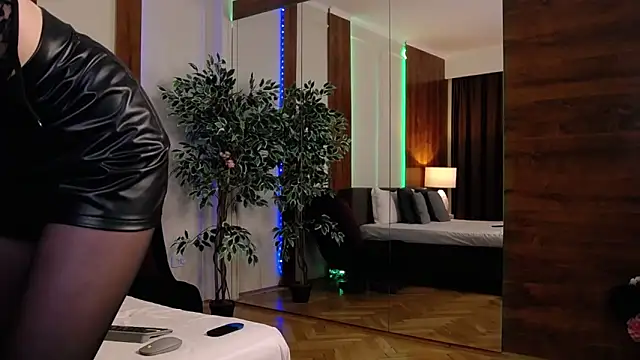 SkylerSpark online show from 04/14/26, 06:57