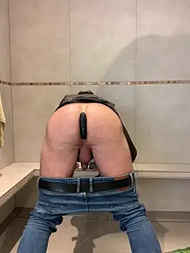 Snapshot of Sash_Ge chatting on 01/30/25, 09:36 Sash Ge online show from 01/30/25, 09:36