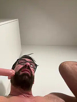 Snapshot of Sash_Ge chatting on 02/16/25, 01:47 Sash Ge online show from 02/16/25, 01:47