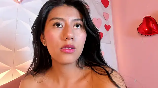 Snapshot of CarlaAlvez chatting on 02/21/25, 11:54 CarlaAlvez online show from 02/21/25, 11:54