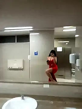 Snapshot of CarlaAlvez chatting on 02/26/25, 06:19 CarlaAlvez online show from 02/26/25, 06:19