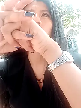 Snapshot of CarlaAlvez chatting on 09/23/25, 04:36 CarlaAlvez online show from 09/23/25, 04:36