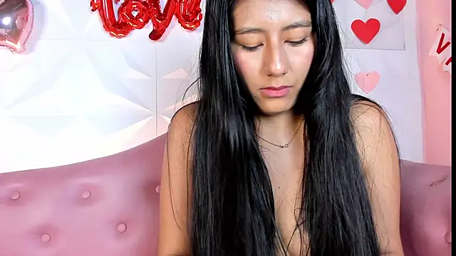 Snapshot of CarlaAlvez chatting on 02/16/25, 08:22 CarlaAlvez online show from 02/16/25, 08:22