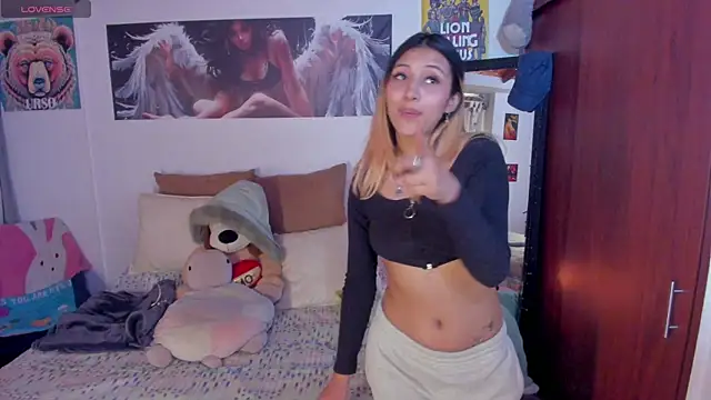 Snapshot of cuteweed420 chatting on 10/16/25, 07:44 cuteweed420 online show from 10/16/25, 07:44