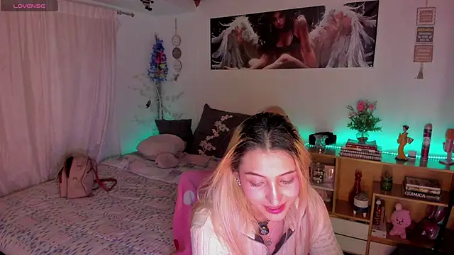 cuteweed420 online show from 04/16/26, 03:07