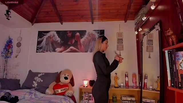 cuteweed420 online show from 04/17/26, 12:35