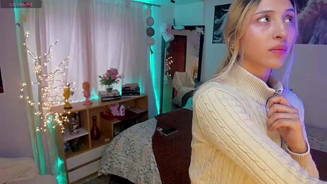 cuteweed420 online show from 05/13/26, 09:44