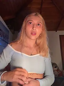 cuteweed420 online show from 11/26/25, 10:32